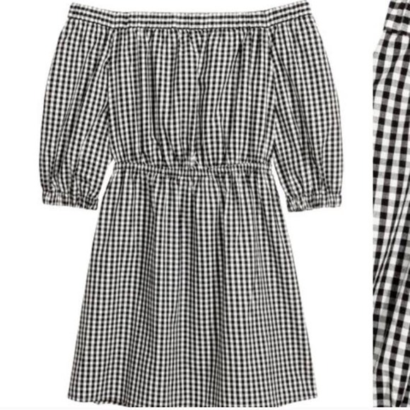 Divided by H&M Off Shoulder Checkered Plaid Dress in Black/White - Picture 3 of 6